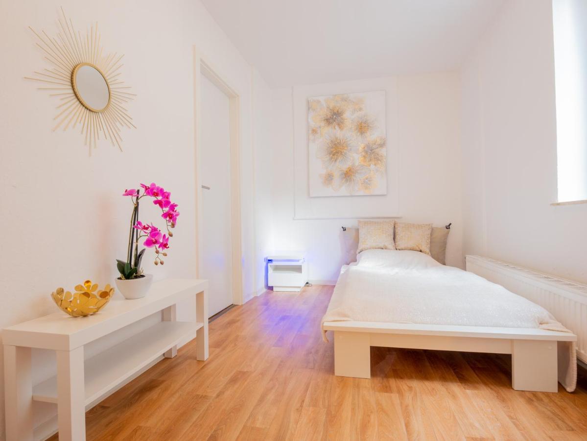 Euphoras - Top Ausgestattete Ferienwohnung Mit 105 Qm Und 3 Schlafzimmern クラウスタール・ツェラーフェルト エクステリア 写真